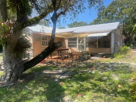 2509 N Old Dixie Highway Fort Pierce FL 34946