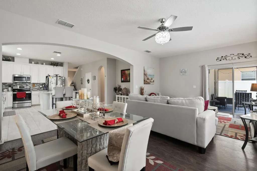 12532 Sawgrass Oak Street Orlando FL 32824