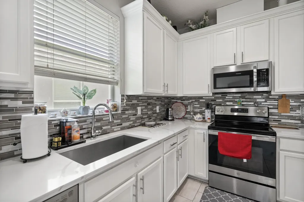 12532 Sawgrass Oak Street Orlando FL 32824