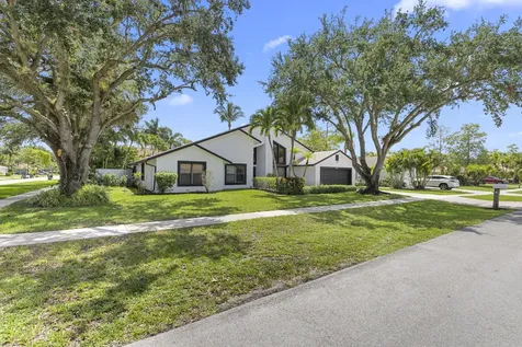 1146 Reading Terrace Wellington FL 33414