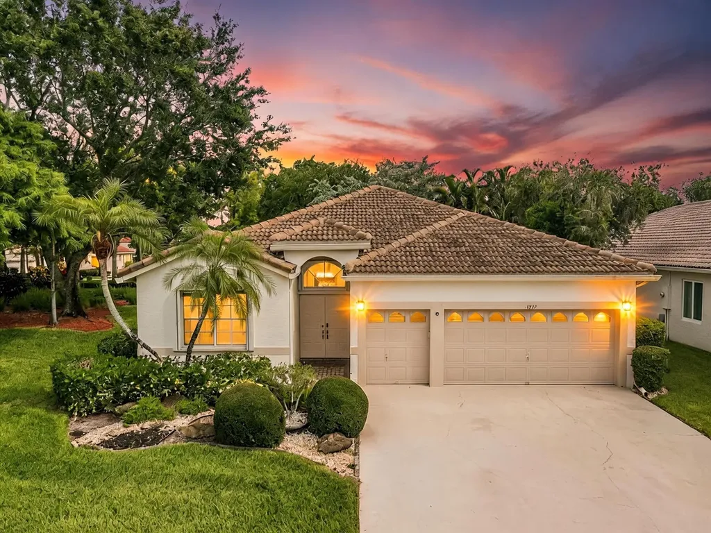 8754 NW 75th Place Tamarac FL 33321