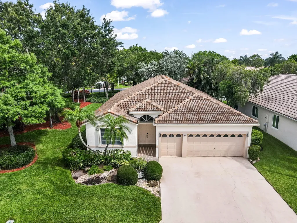 8754 NW 75th Place Tamarac FL 33321