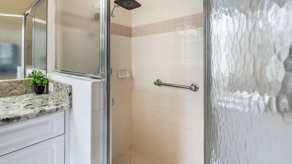 8754 NW 75th Place Tamarac FL 33321