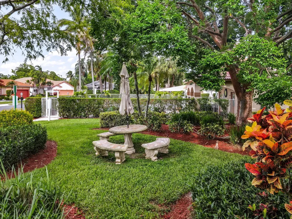 8754 NW 75th Place Tamarac FL 33321