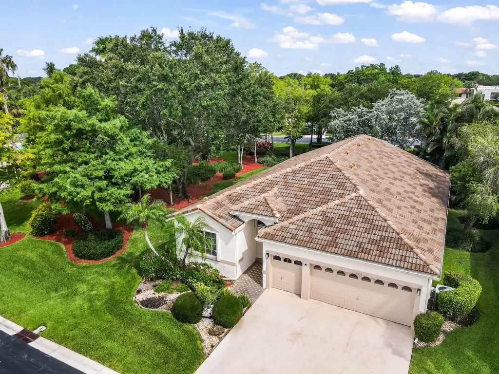 8754 NW 75th Place Tamarac FL 33321