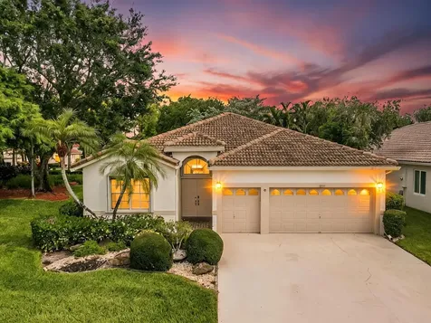 8754 NW 75th Place Tamarac FL 33321