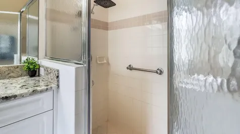 8754 NW 75th Place Tamarac FL 33321