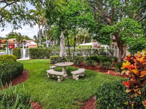 8754 NW 75th Place Tamarac FL 33321