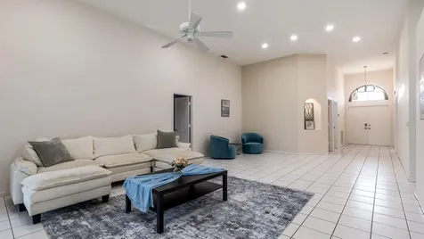 8754 NW 75th Place Tamarac FL 33321