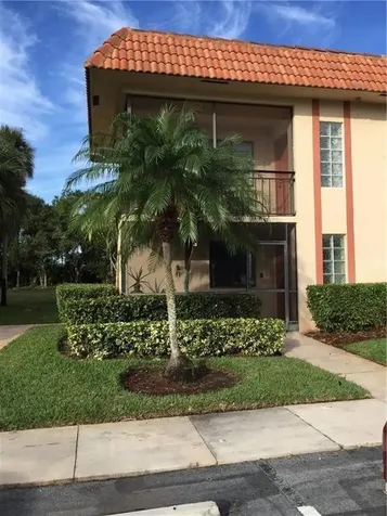 331 Lakeview Drive Weston FL 33326