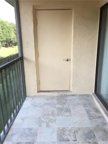 331 Lakeview Drive Weston FL 33326