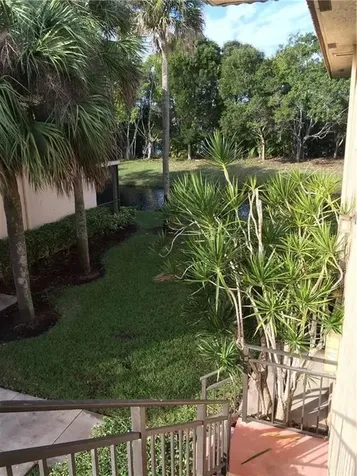 331 Lakeview Drive Weston FL 33326