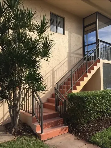 331 Lakeview Drive Weston FL 33326