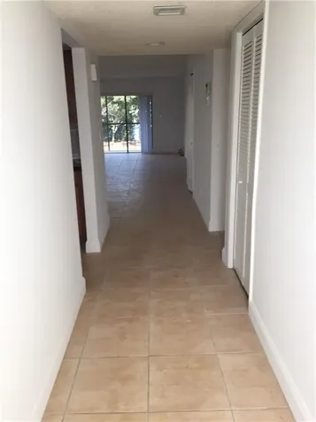 331 Lakeview Drive Weston FL 33326