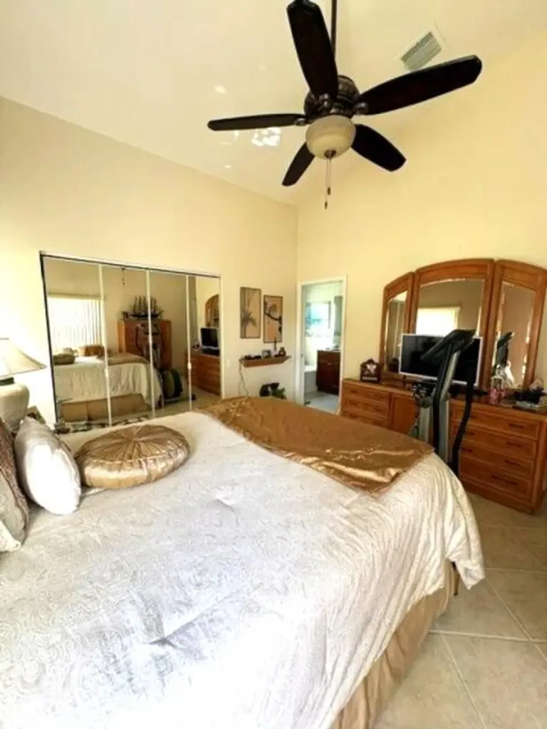 471 NW Lismore Lane Port St Lucie FL 34986