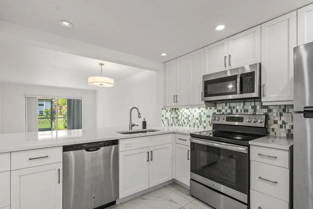 3090 Holiday Springs Boulevard Margate FL 33063