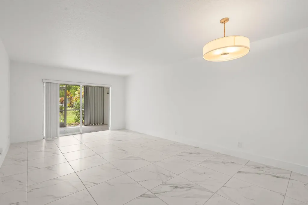 3090 Holiday Springs Boulevard Margate FL 33063