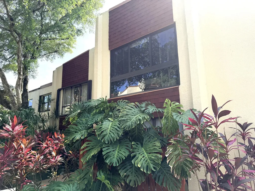 301 N Pine Island Road Plantation FL 33324