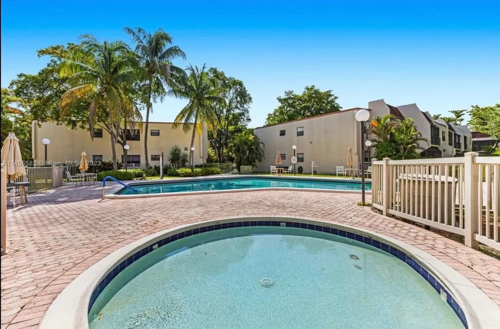 301 N Pine Island Road Plantation FL 33324