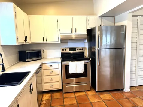 301 N Pine Island Road Plantation FL 33324