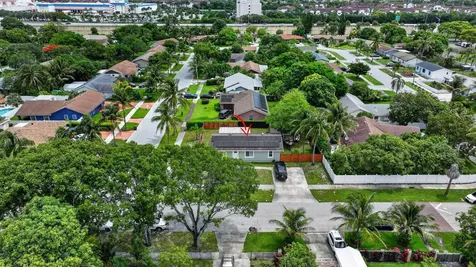 202 Elaine Circle W West Palm Beach FL 33409