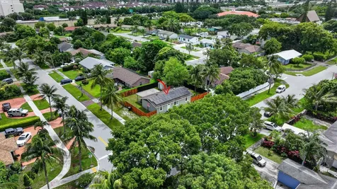 202 Elaine Circle W West Palm Beach FL 33409