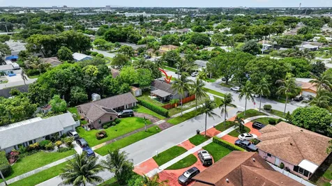 202 Elaine Circle W West Palm Beach FL 33409