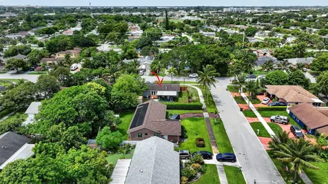 202 Elaine Circle W West Palm Beach FL 33409