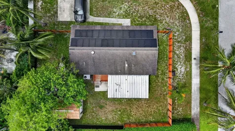 202 Elaine Circle W West Palm Beach FL 33409