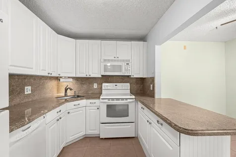 223 Pine Hov Circle Greenacres FL 33463