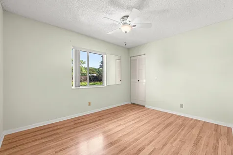 223 Pine Hov Circle Greenacres FL 33463