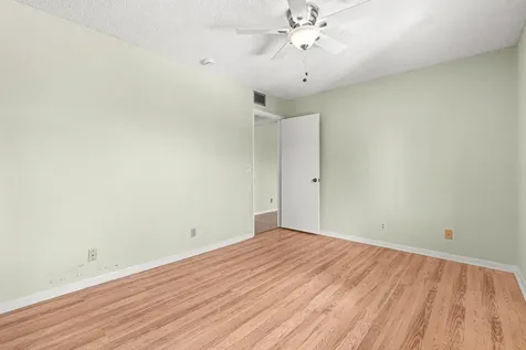 223 Pine Hov Circle Greenacres FL 33463