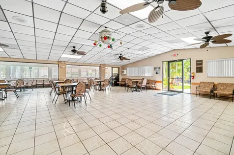 223 Pine Hov Circle Greenacres FL 33463