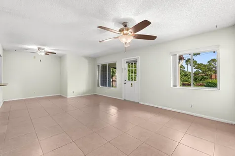 223 Pine Hov Circle Greenacres FL 33463