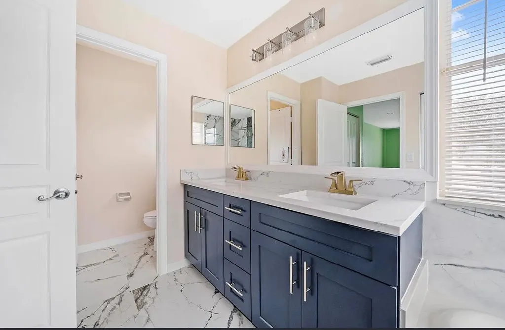5144 Aurora Lake Circle Greenacres FL 33463