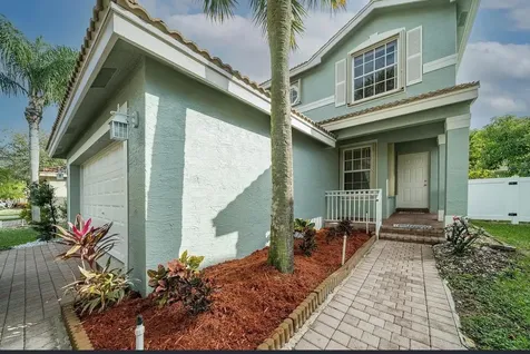 5144 Aurora Lake Circle Greenacres FL 33463