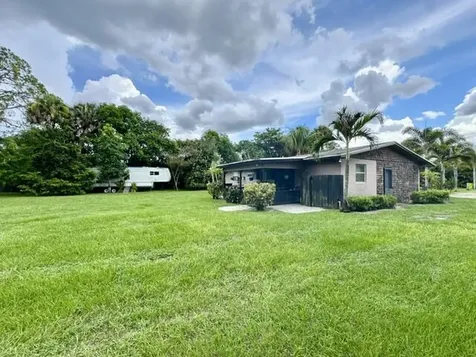 13559 24th Court N Loxahatchee FL 33470