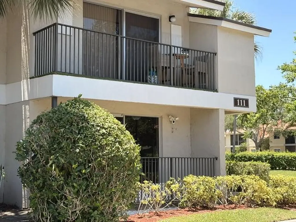 111 Gardens Drive Pompano Beach FL 33069