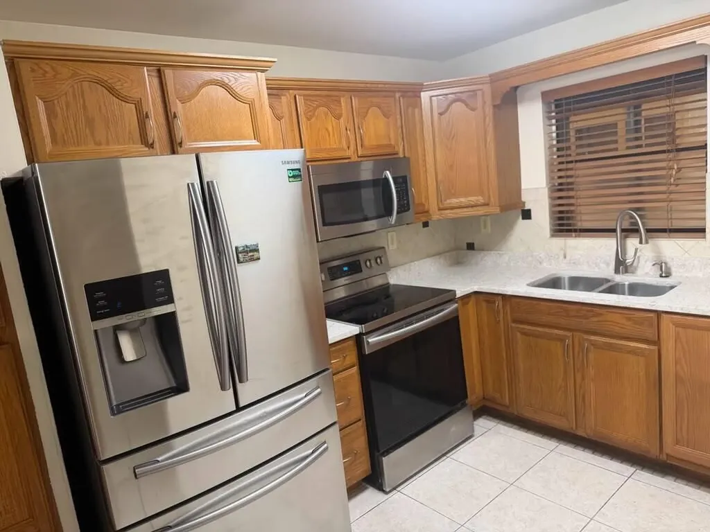 2977 Riverside Drive Coral Springs FL 33065