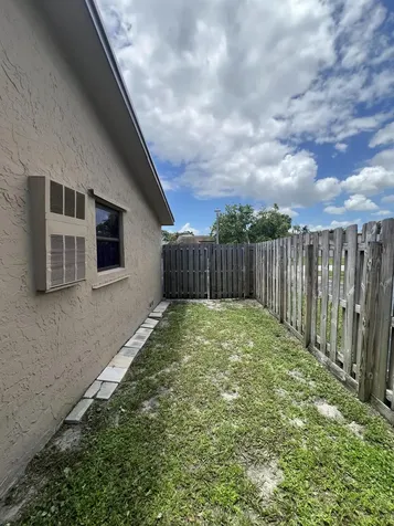 8511 NW 8th Street Pembroke Pines FL 33024