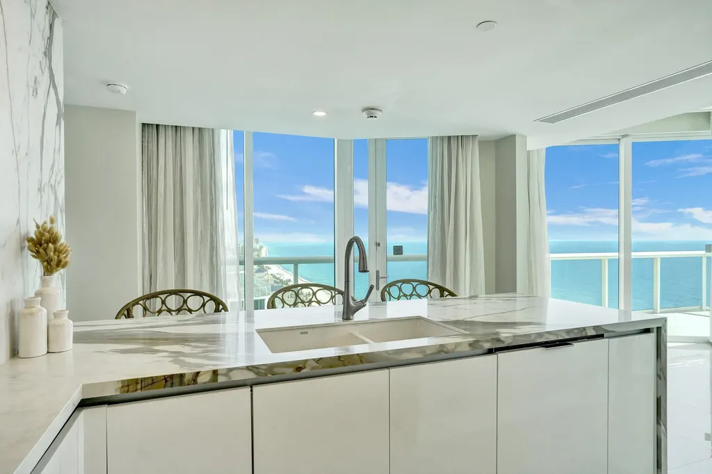 505 N Fort Lauderdale Beach Boulevard N Fort Lauderdale FL 33304