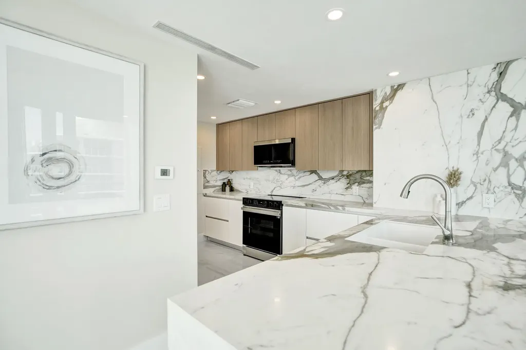 505 N Fort Lauderdale Beach Boulevard N Fort Lauderdale FL 33304