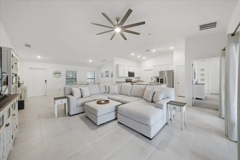 802 Charcoal Avenue SE Palm Bay FL 32909