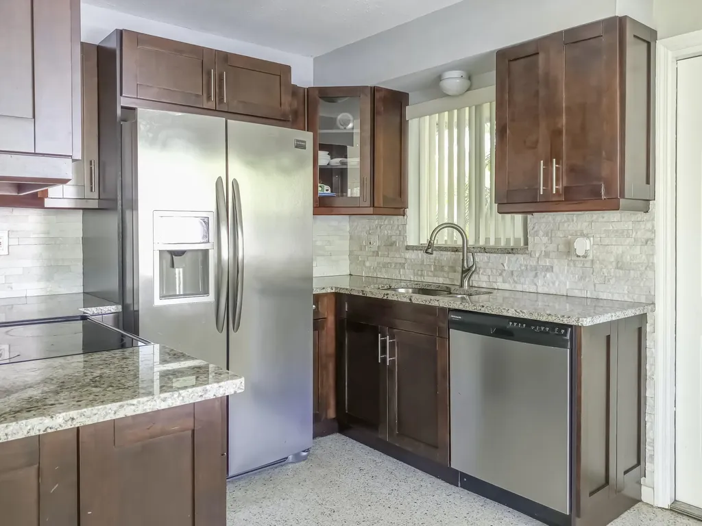 305 S Federal Highway Lake Worth Beach FL 33460