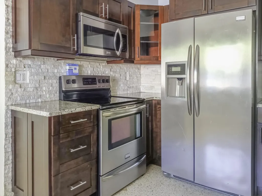305 S Federal Highway Lake Worth Beach FL 33460