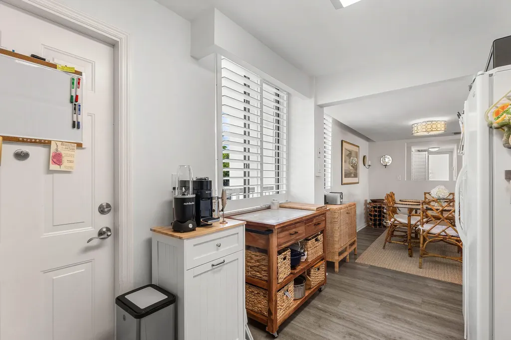 1605 S Us Highway 1 Jupiter FL 33477