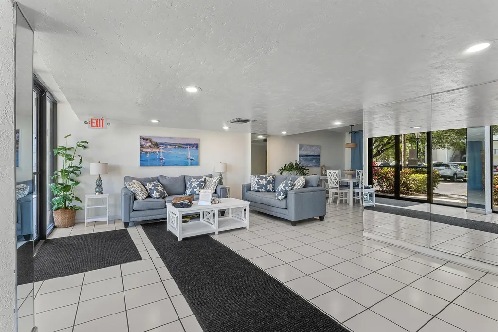 1605 S Us Highway 1 Jupiter FL 33477