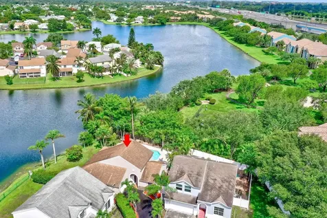 10791 SW 10th Place Davie FL 33324
