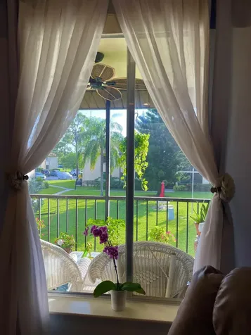 301 Knotty Pine Circle Greenacres FL 33463