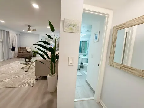 301 Knotty Pine Circle Greenacres FL 33463